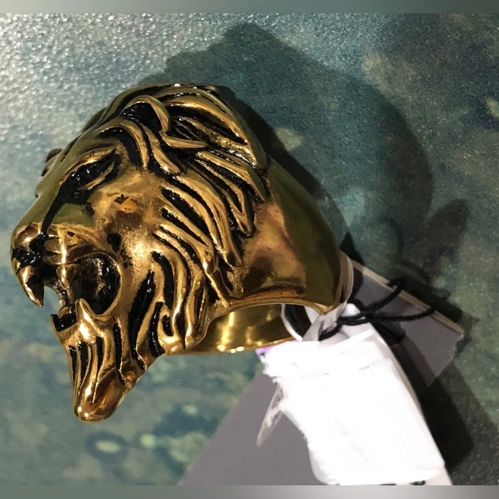 Lion head men’s brass look ring size‎ 10 brand new
